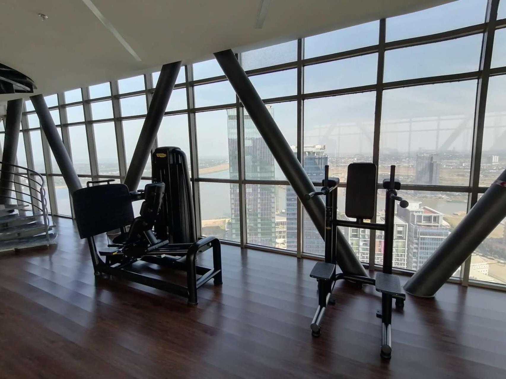 Impian II - The Peak Residence Phnom Penh Exteriör bild