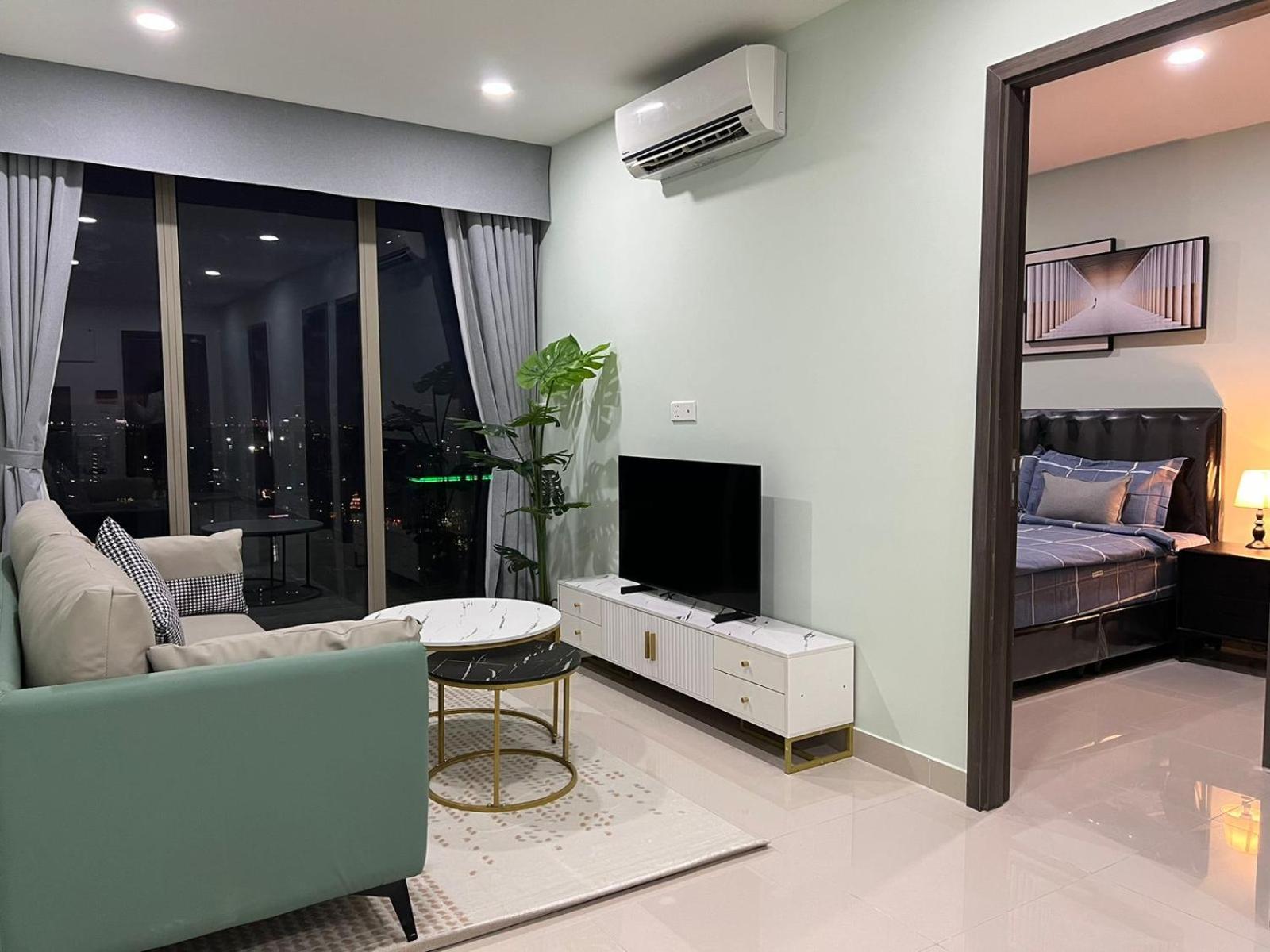Impian II - The Peak Residence Phnom Penh Exteriör bild